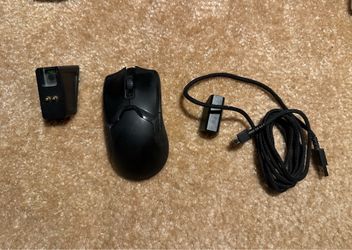 Razer viper ultimate + assessories