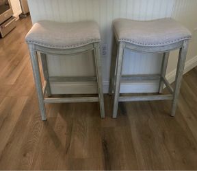 24” counter stools