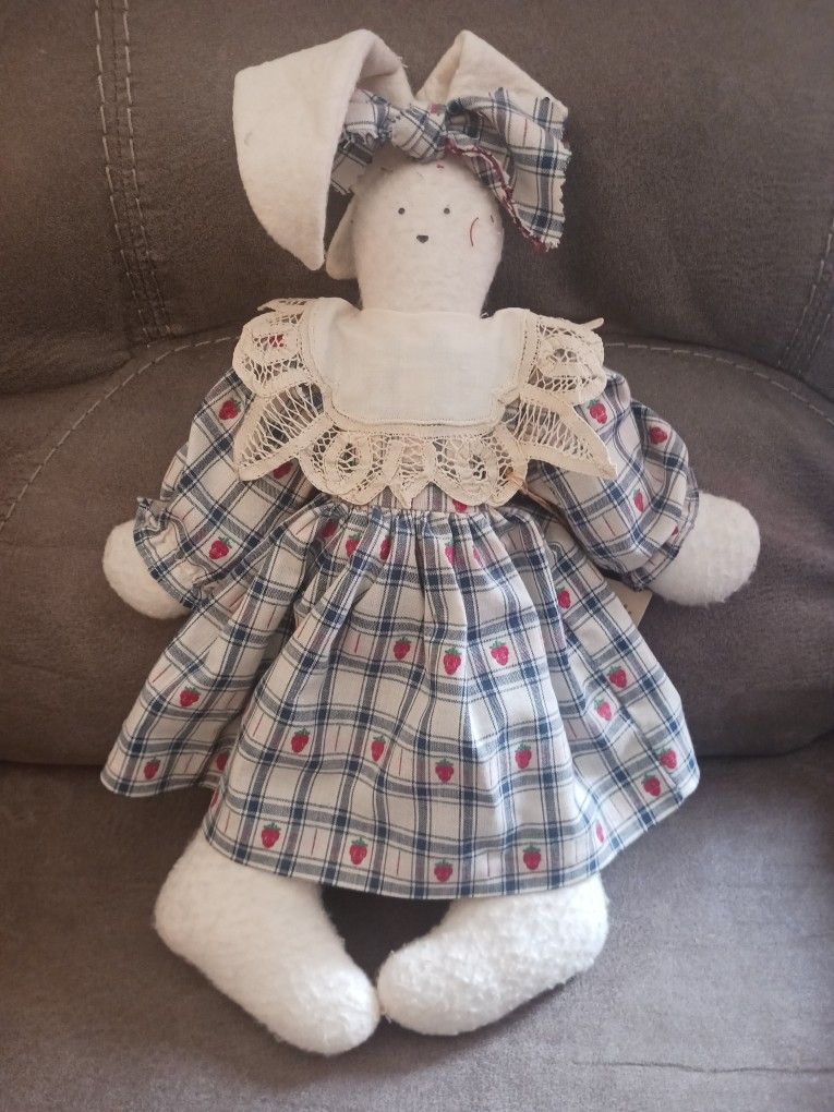 Vintage Carol Lockman Bunny Doll/elephant 