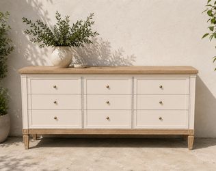 🤍 Swiss Coffee 9-Drawer Dresser with Oak Top
