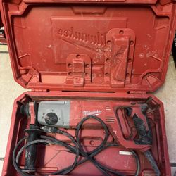 Milwaukee Rotary Hammer 