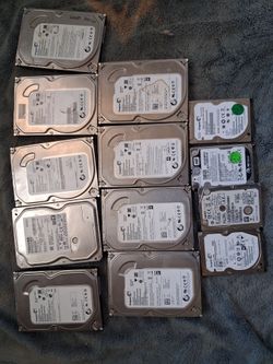 Lot of 9 500gb computer hard drives and 4 laptop drives hhd