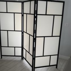 Room divider/ divisor de cuarto