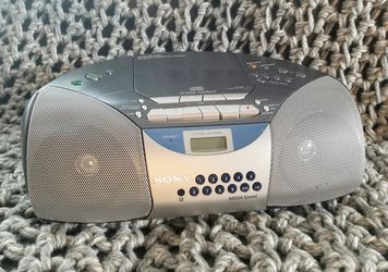 SONY boombox CFD-W888 for Sale in Milford, CT - OfferUp