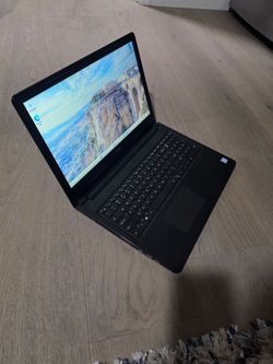 Dell Touchscreen Laptop Computer