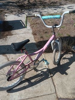 !! Girls Bicycle Size 20 in Wheels