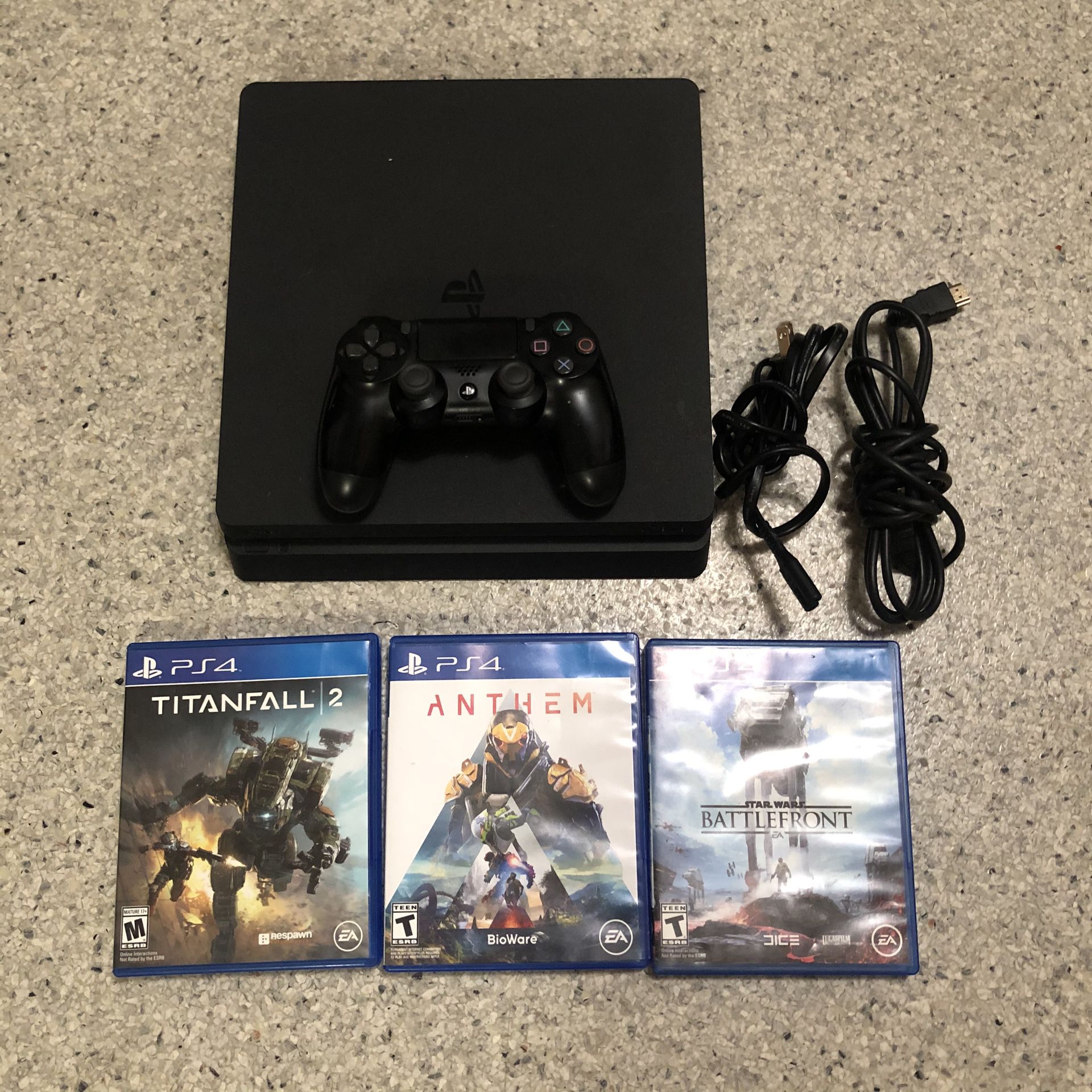 PS4 1TB With Games And Controller