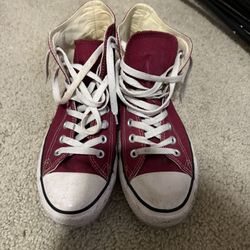 MAROON CONVERSE