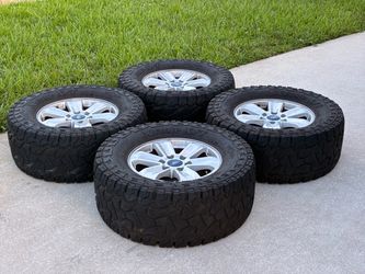 50% gladiator 33x12.50x17 on ford XLT