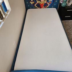 Twin Bed And Mattress