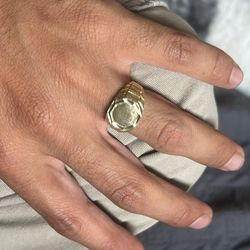 10k Gold Ring 