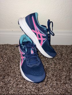 asics women’s running shoes