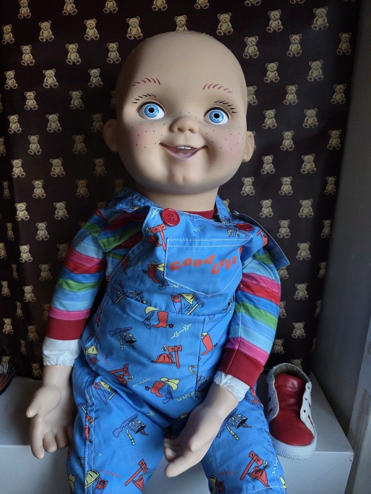 Trick Or Treat Studios Chucky Doll Plush 
