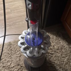 Dyson Vac. 