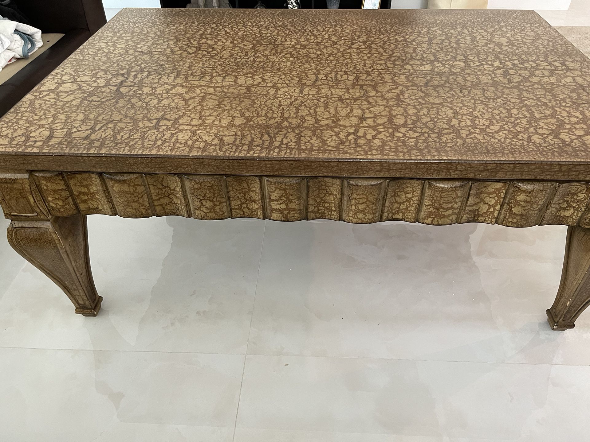 REDUCED! Coffee Table - High-End 