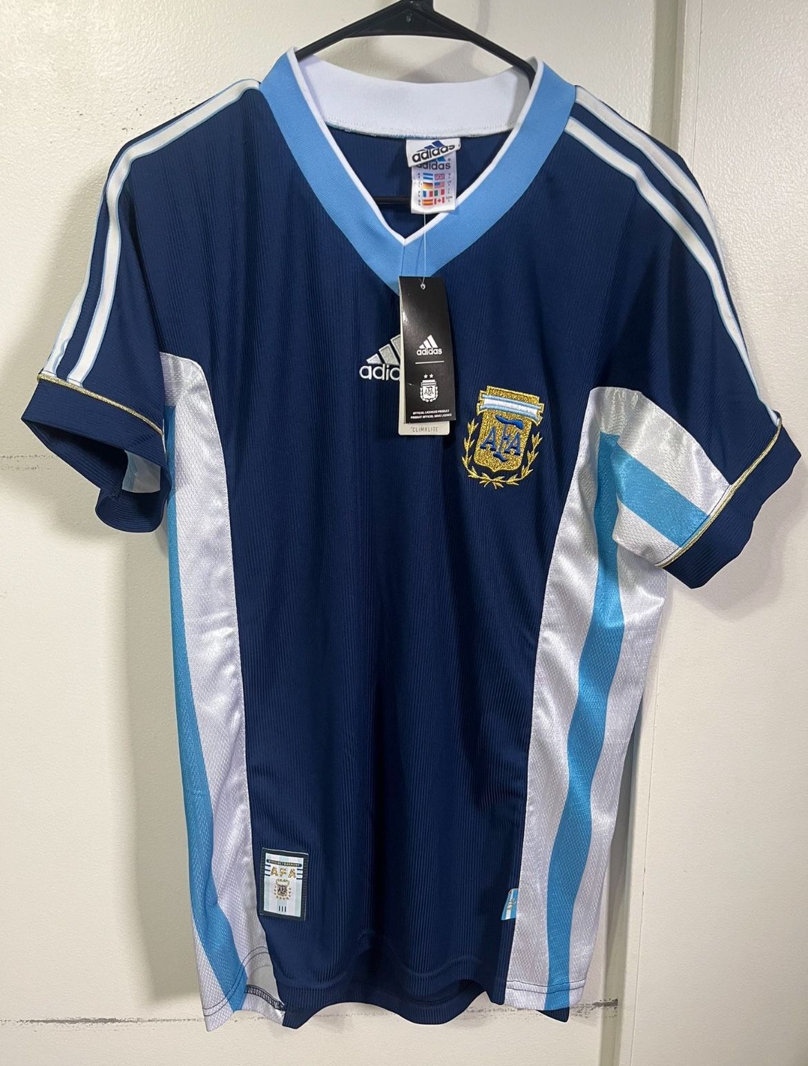 ARGENTINA RETRO JERSEY SIZE LARGE