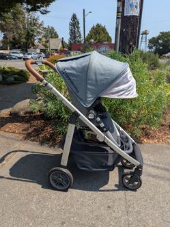 UPPAbaby Uppababy V2 Cruz single stroller