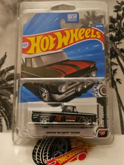HOT WHEELS