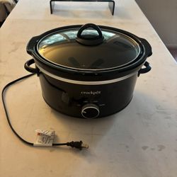 Brand New Crock-Pot Slow Cooker – Never Used (Pristine!)