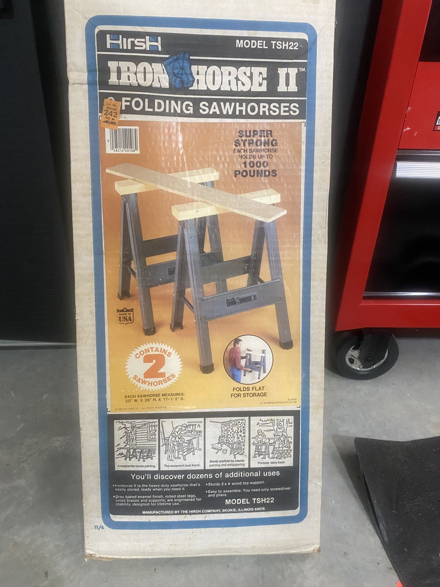 Heavy Duty Folding Sawhorses
