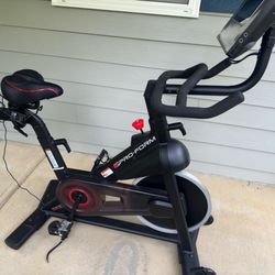 ProForm SMART Power 10.0 ExerciseBike with 10" HD Touchscreen Lightly Used