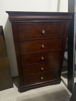 Dark Cherry Wood 5-Drawer Chest Dresser