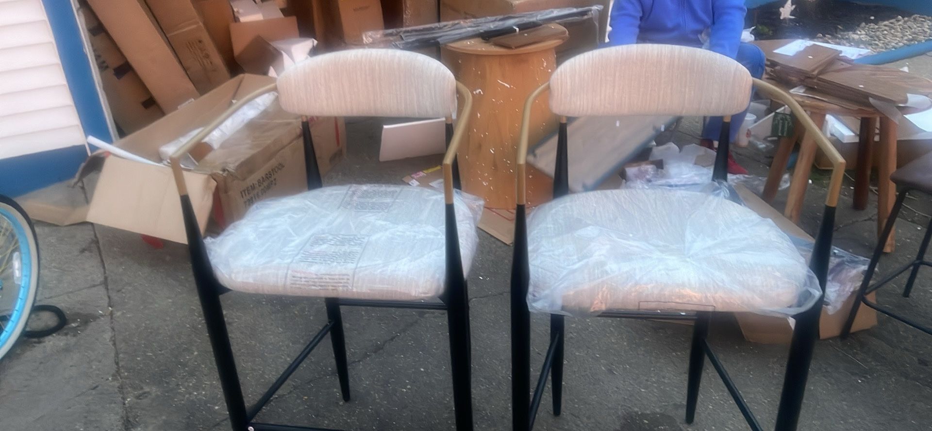 2 Bar Stools