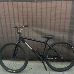 Black Oil Throne 29er