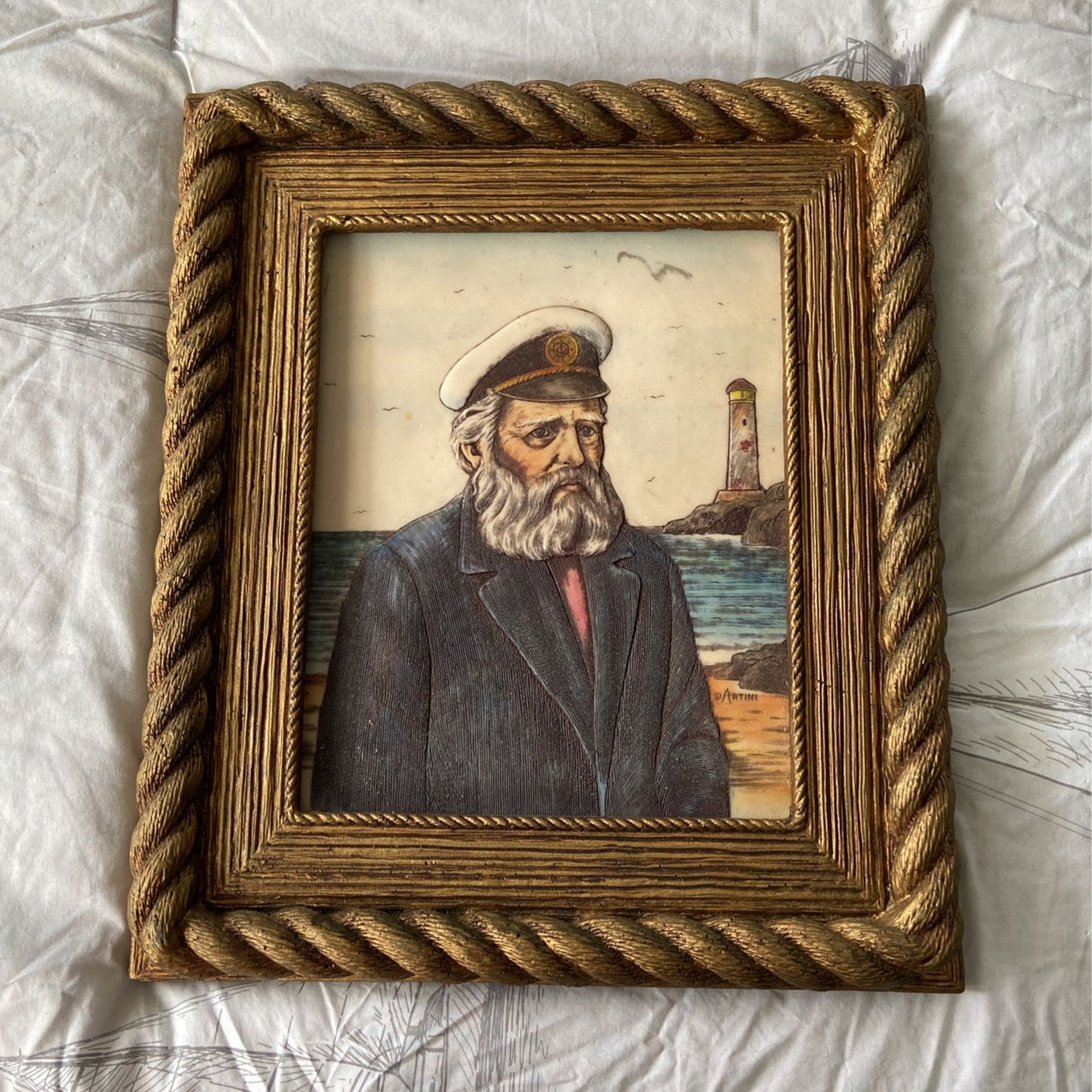 Artini SCULPTURED Engraving Captain Lighthouse