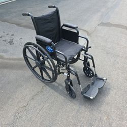 Medline Wheelchair Foldable