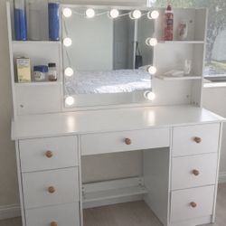 Dressing Table 