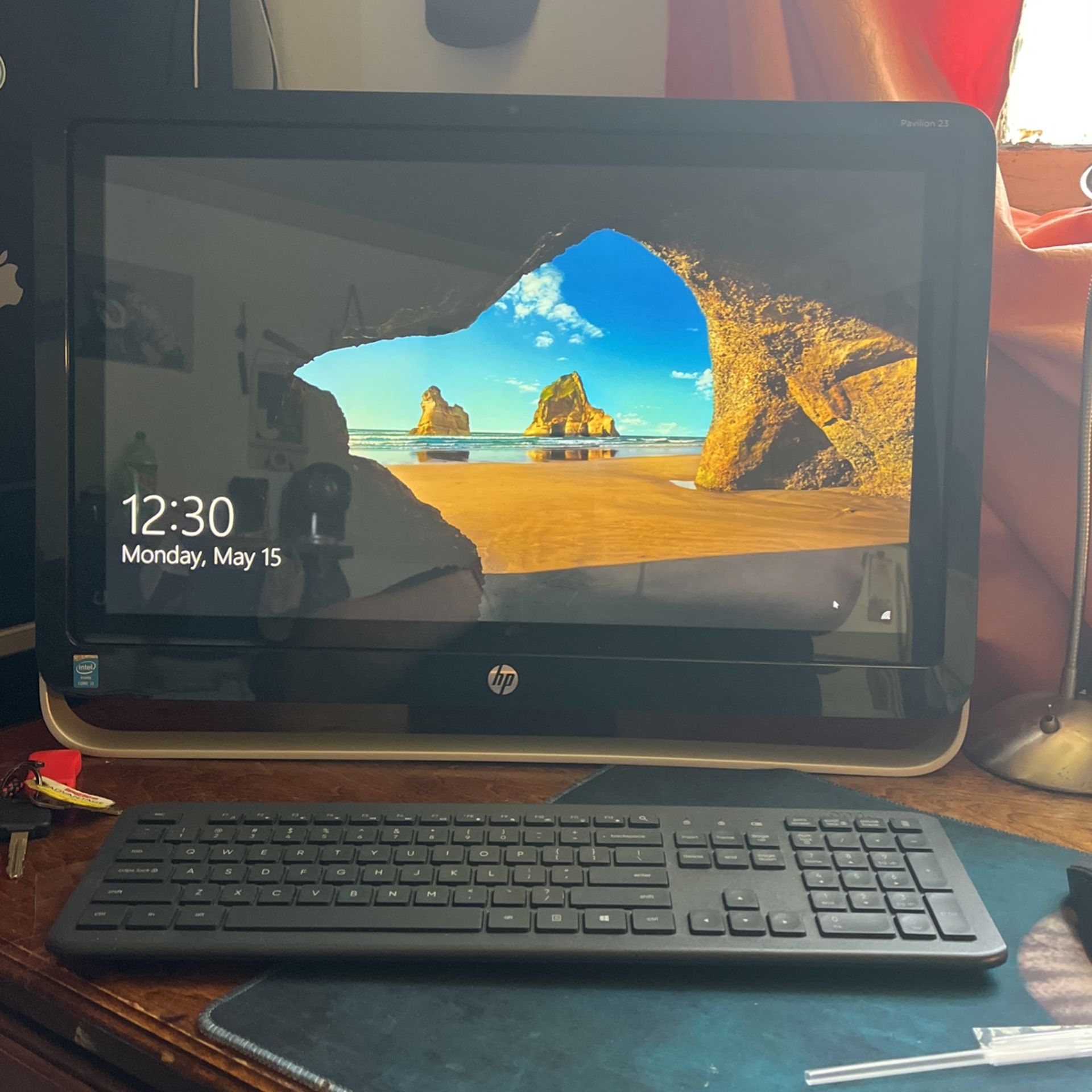 23 Inch All In One HP Desktop. No Problems. Just Don’t Need. Paid 550$ For All,