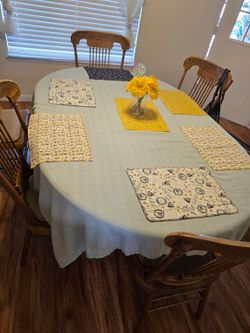 Dining room table