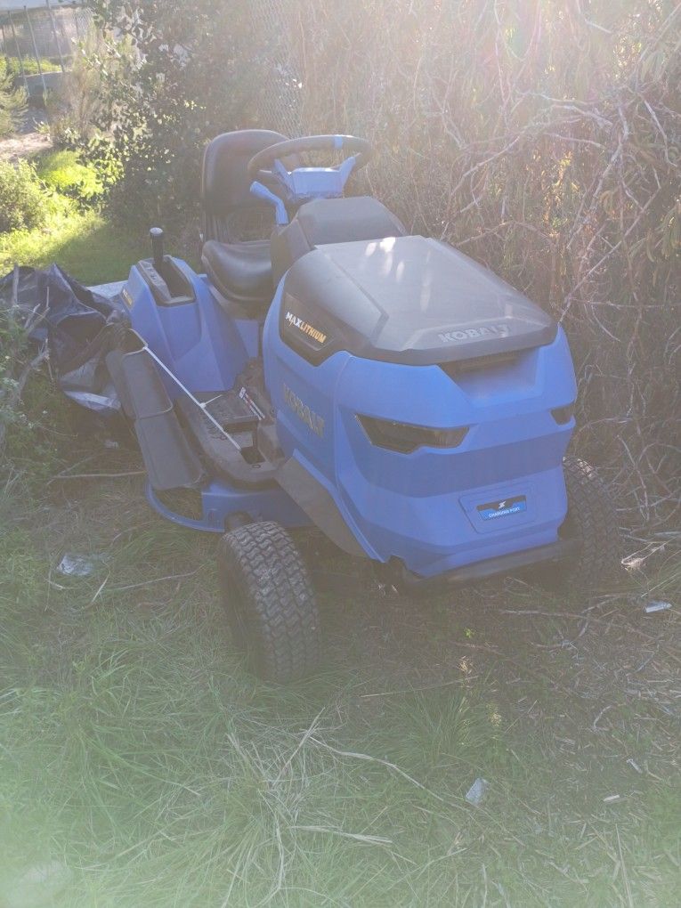 Lawn Mower (Sit Down Electric)*