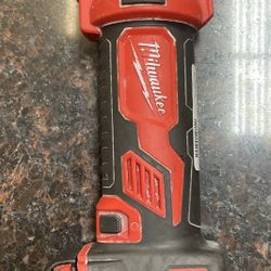 Milwaukee Cut Out Tool W/ M18 Battery