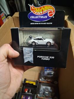 Hot Wheels Porsche 930