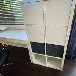 Shelf unit with doors and Drawers, white.