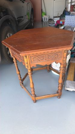 Antique table gorgeous