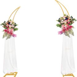 Large Moon Curved Metal Arch Backdrop Stand