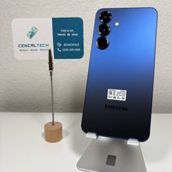 Samsung Galaxy S25 128gb Unlocked in Very Good 7/10 Condition. Has a minor LCD dot #0532