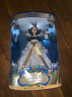 Vintage 1998 Holiday Snow White Princess Doll