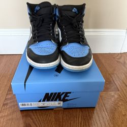UNC Toe Sz 9.5