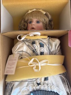 Kaitlyn & Teddy Porcelain Doll – Treasured Heirloom Collection – New in Box