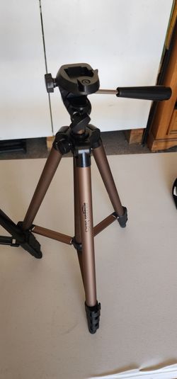Camera tripod
