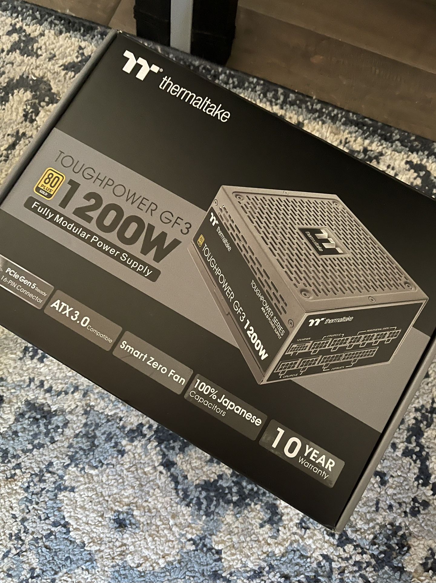 Thermaltake GF3 1200W With Custom Cablemod Cables