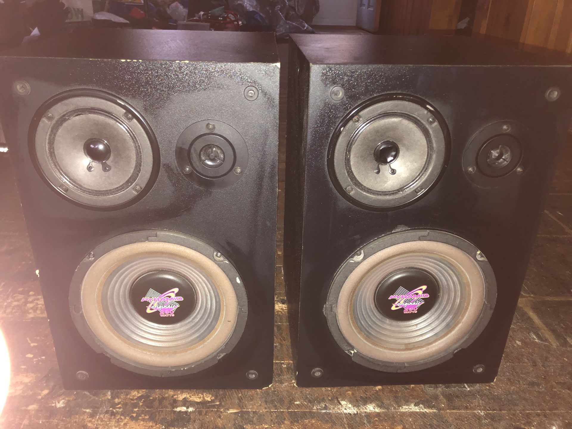 Pair of Yamaha Stereo Speakers - will work w anyway System