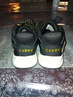 Under armour Curry size 7.5 M 9W