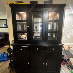 Chinera/china Cabinet
