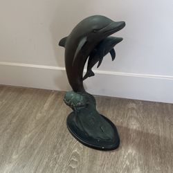Iron dolphin Statue 