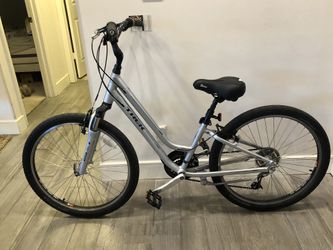 Women’s Trek Step Thru Hybrid Trails Leisure Fun Tuned Ready/Ride